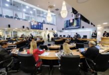 Lei sancionada por João Azevêdo garante direito de entrada com alimentos e bebidas em eventos na Paraíba