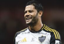 O paraibano Hulk chega a marca histórica de 500 gols na carreira em vitória do Atlético sobre o Bahia