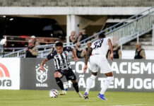O Botafogo-PB vence o Volta Redonda no Almeidão e segue reação na Série C