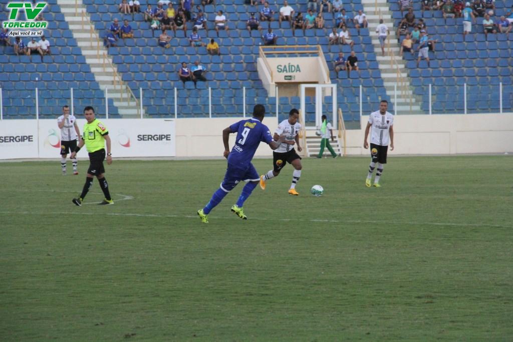 Confiança 1x1 Botafogo (111)