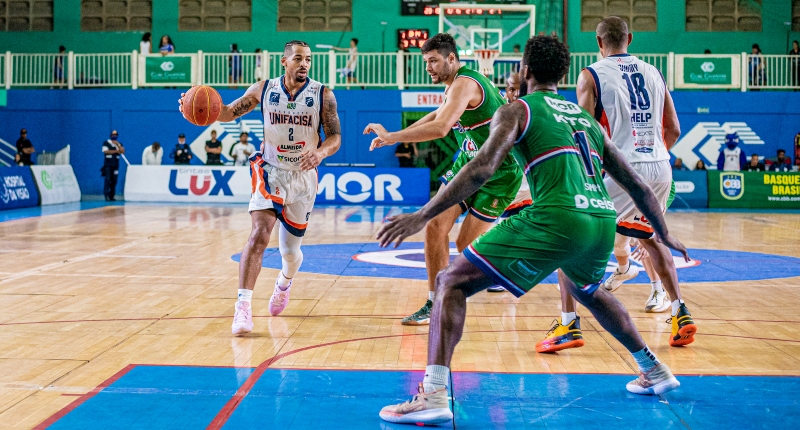 Corinthians enfrenta Unifacisa pelo NBB