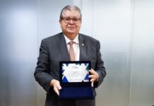 João Azevêdo recebe prêmio do Tesouro Nacional pela gestão fiscal da Paraíba