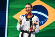 Milena Titoneli é prata no Mundial de taekwondo, o 3º pódio do Brasil