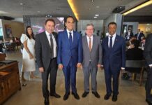 João Azevêdo prestigia posse de Gustavo Feliciano como ministro do Turismo e destaca experiência do gestor na Paraíba