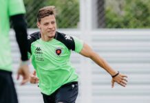 Botafogo-PB fecha com Lucas Sena e reforça defesa com lateral de experiência internacional