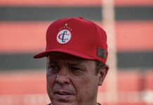 Campinense se antecipa e garante Evaristo Piza para 2027: “Temos o melhor treinador do Paraibano”, crava Flávio Torreão