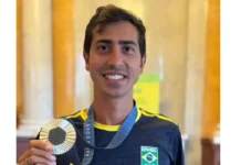 Caio Bonfim ganha prata em etapa mundial da marcha atlética na China