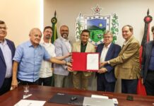 João Azevêdo assina convênio para instalação de fábrica do Lifesa em Caaporã para fornecer medicamentos ao SUS