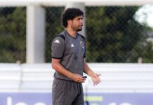 Sob forte pressão, Victor Ferraz assume o Botafogo-PB com missão de salvar o acesso à Série B
